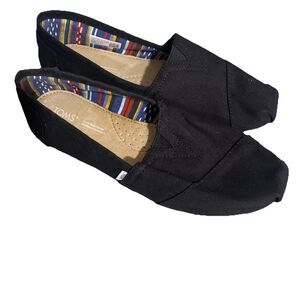 Tom's Alpargata Slip-On for Women, Size Wide 8.5- Black